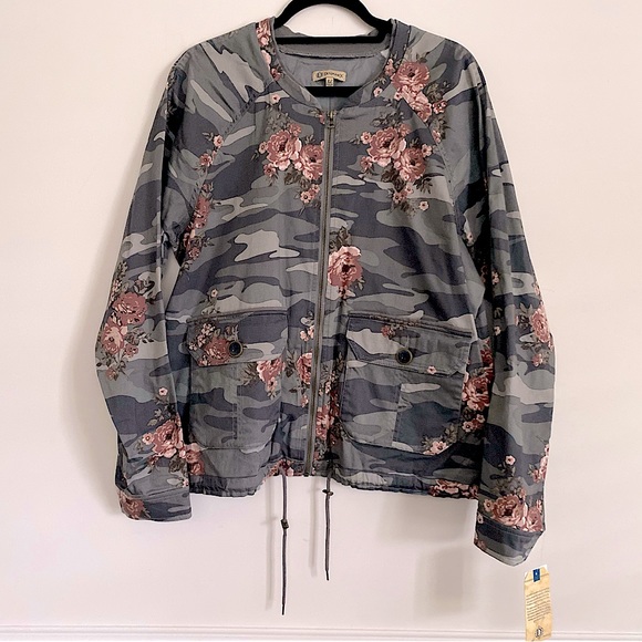 NWT Democracy Camo Floral Print Cargo Pocket Military Style Zip Up - Main Image